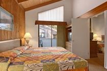 Howard Johnson Monterey Bagian luar foto